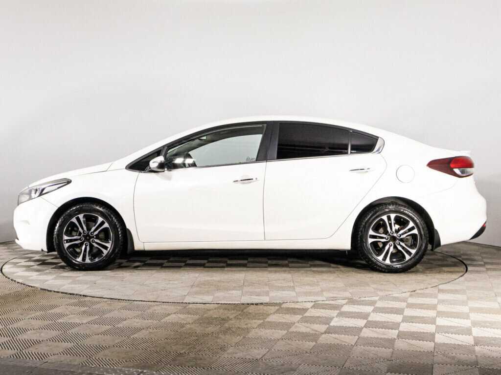 Kia Cerato с пробегом — 2017 год. Фото: #7