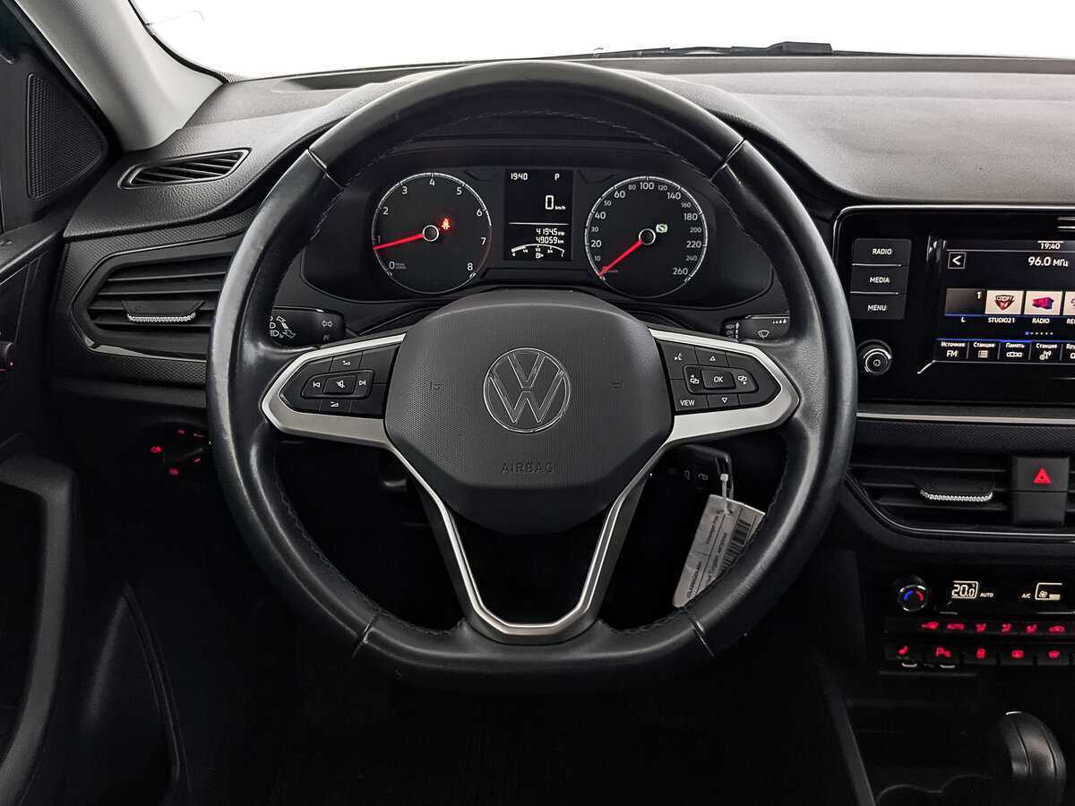 Volkswagen Polo с пробегом — 2021 год. Фото: #20