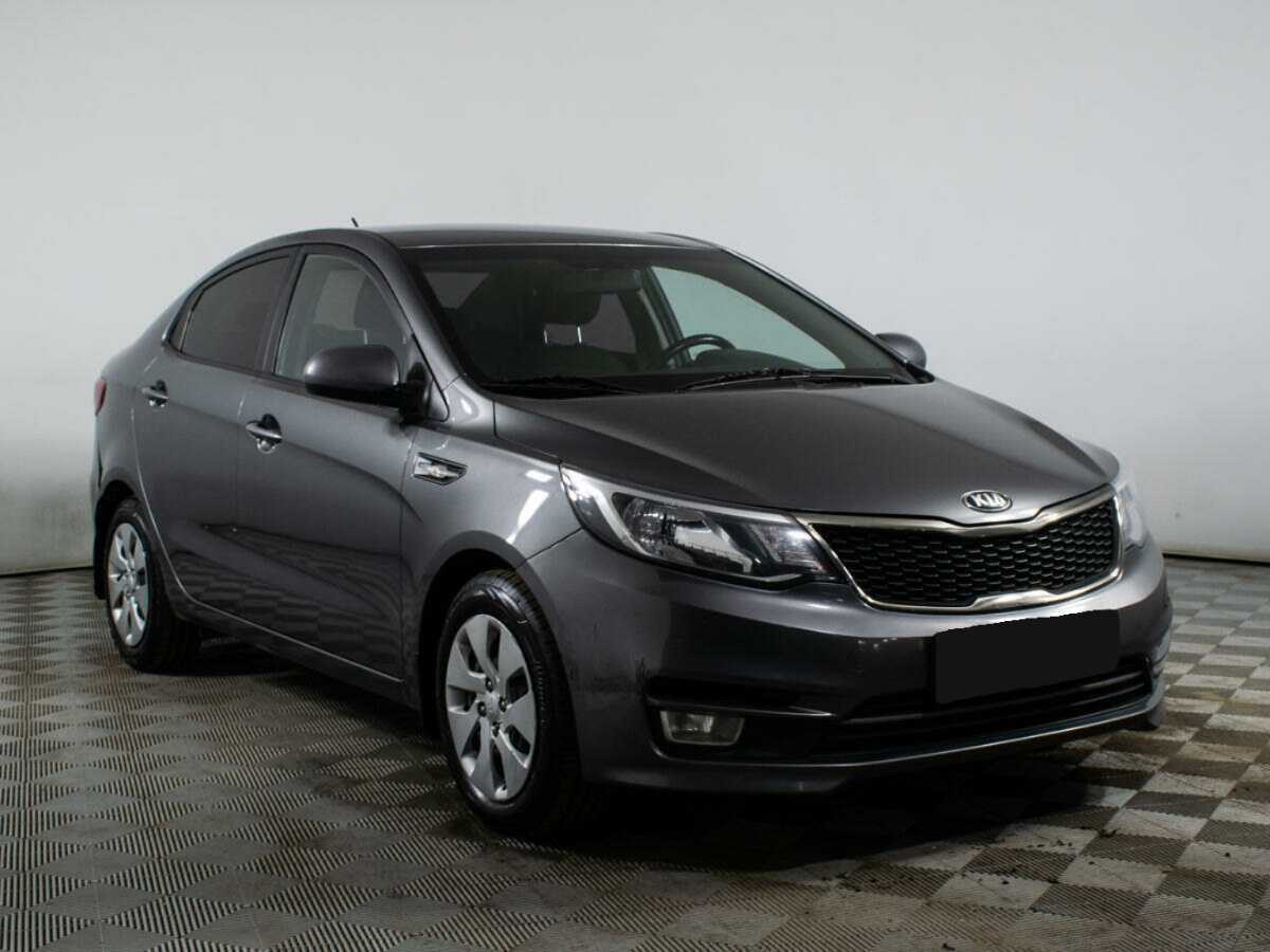 Kia Rio с пробегом — 2015 год. Фото: #2