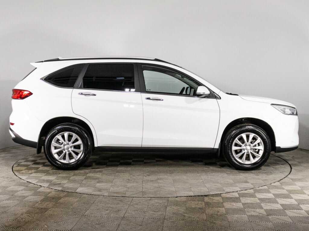 Haval M6 с пробегом — 2023 год. Фото: #3