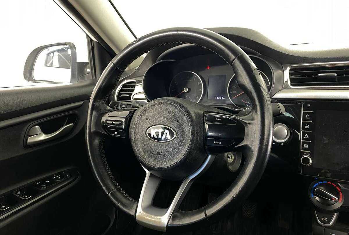 Kia Rio с пробегом — 2019 год. Фото: #8