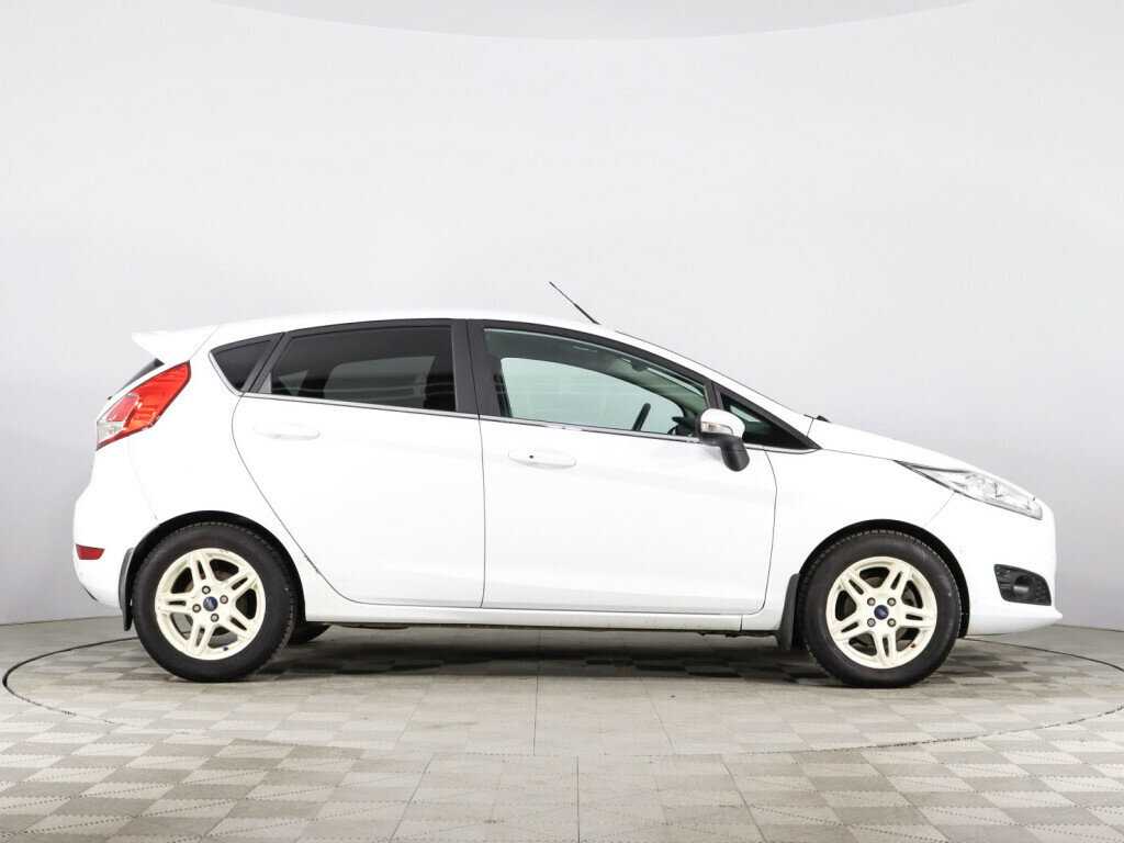 Ford Fiesta с пробегом — 2016 год. Фото: #3