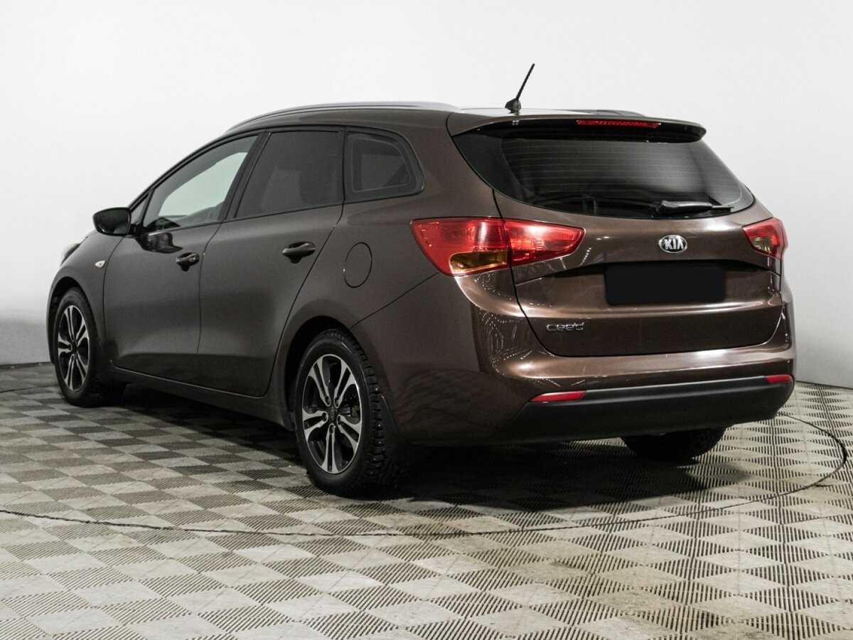 Kia Ceed с пробегом — 2013 год. Фото: #6