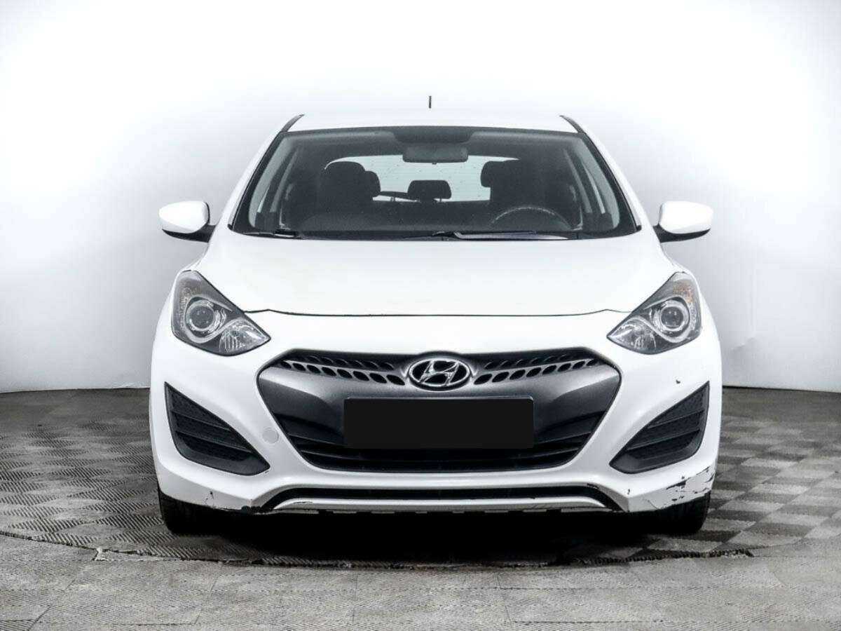 Hyundai i30 с пробегом — 2014 год. Фото: #1