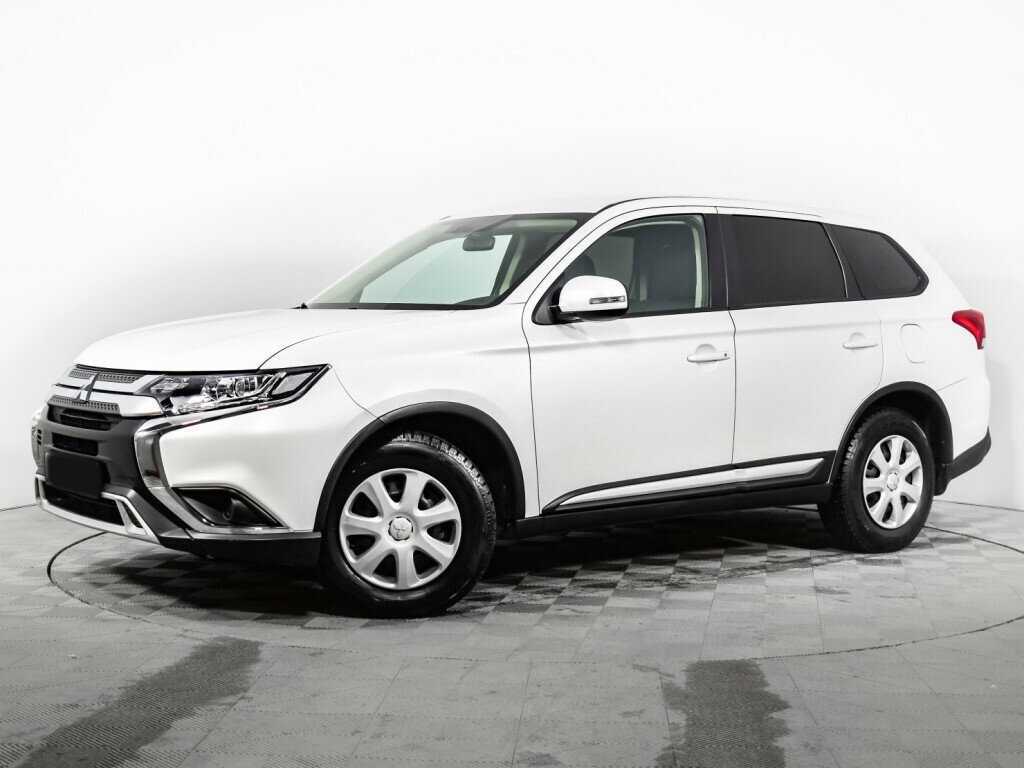 Mitsubishi Outlander с пробегом — 2020 год. Фото: #0