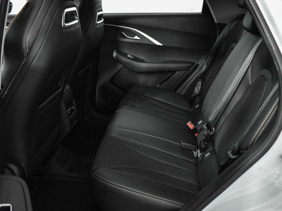 OMODA C5 с пробегом — 2022 год. Фото: #12