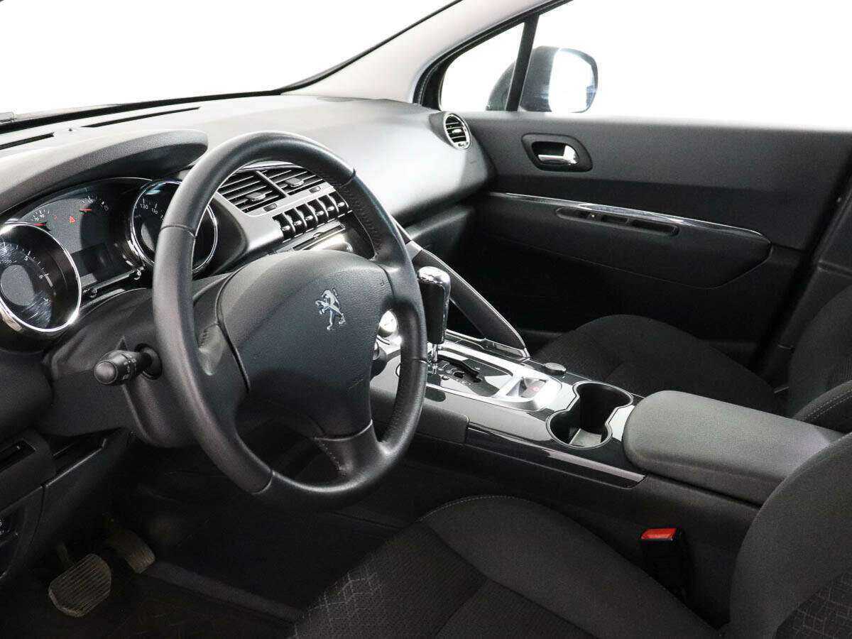 Peugeot 3008 с пробегом — 2014 год. Фото: #7