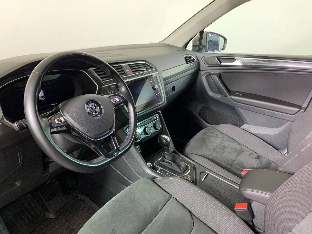 Volkswagen Tiguan с пробегом — 2018 год. Фото: #10
