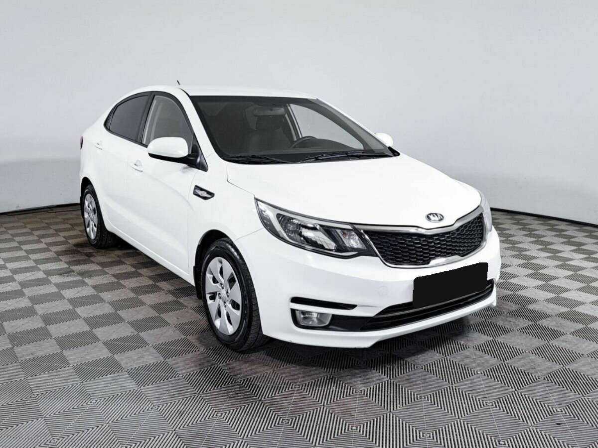 Kia Rio с пробегом — 2016 год. Фото: #2