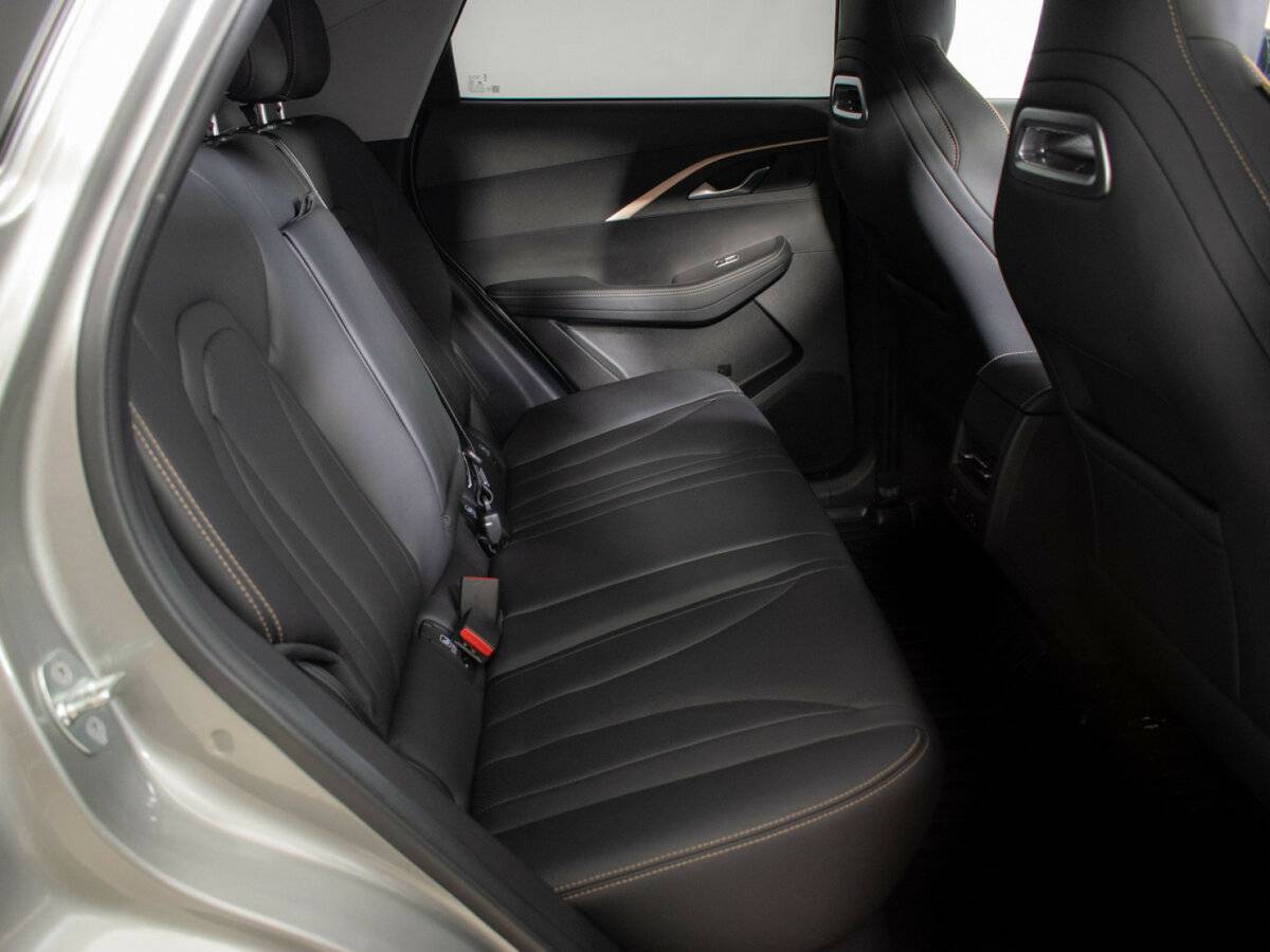 OMODA C5 с пробегом — 2023 год. Фото: #9