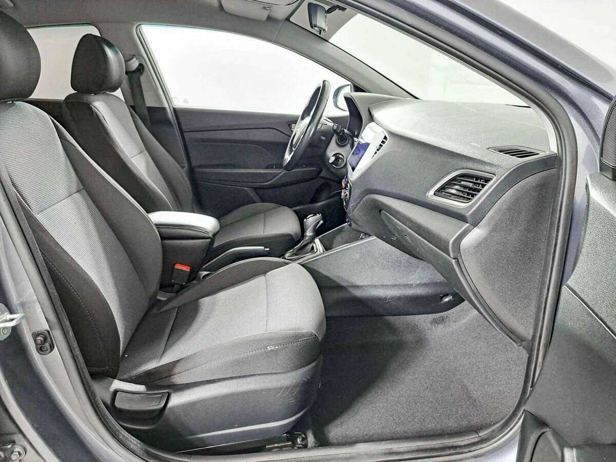 Hyundai Solaris с пробегом — 2018 год. Фото: #8