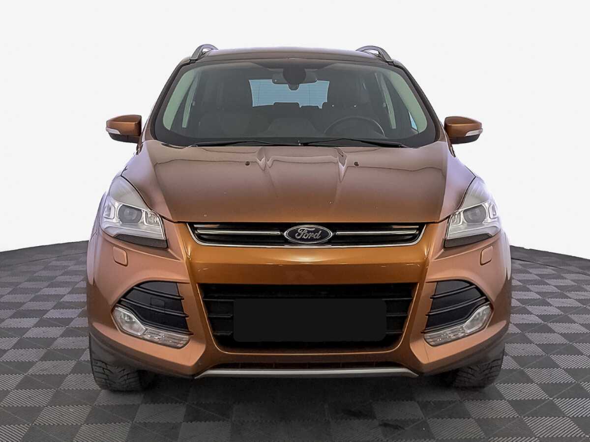 Ford Kuga с пробегом — 2014 год. Фото: #1