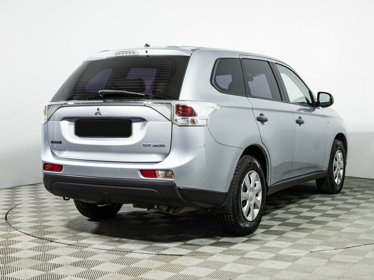 Mitsubishi Outlander с пробегом — 2013 год. Фото: #3
