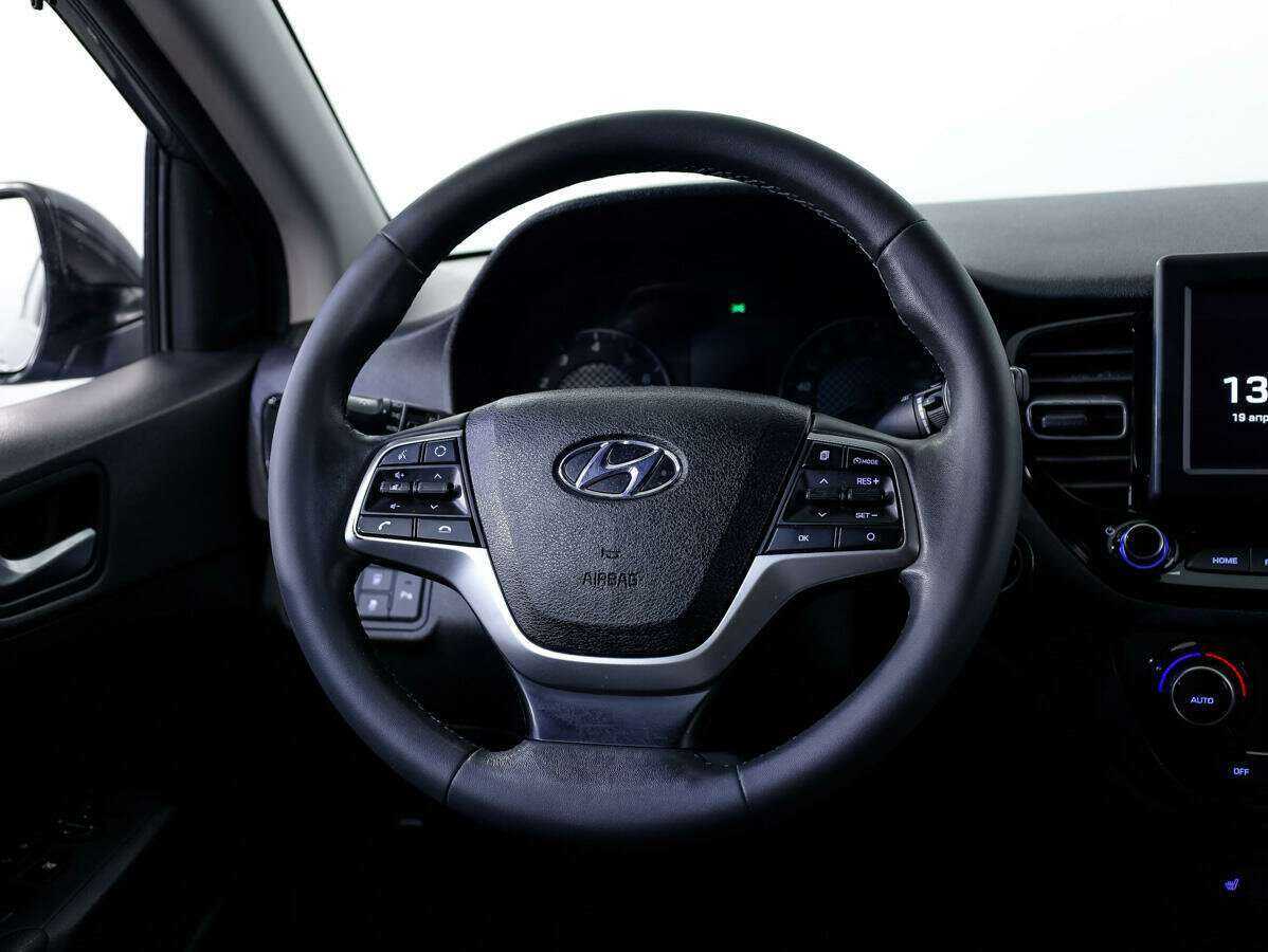 Hyundai Solaris с пробегом — 2020 год. Фото: #10