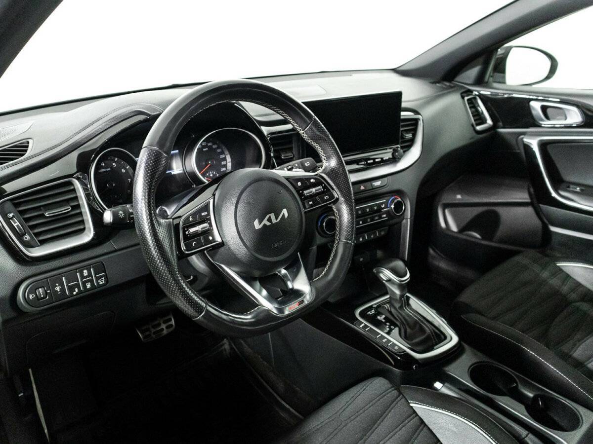 Kia Ceed с пробегом — 2021 год. Фото: #11