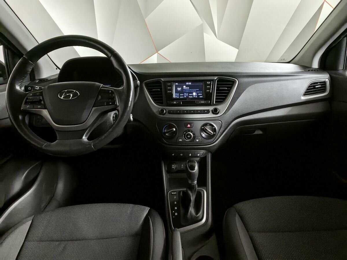 Hyundai Solaris с пробегом — 2017 год. Фото: #9