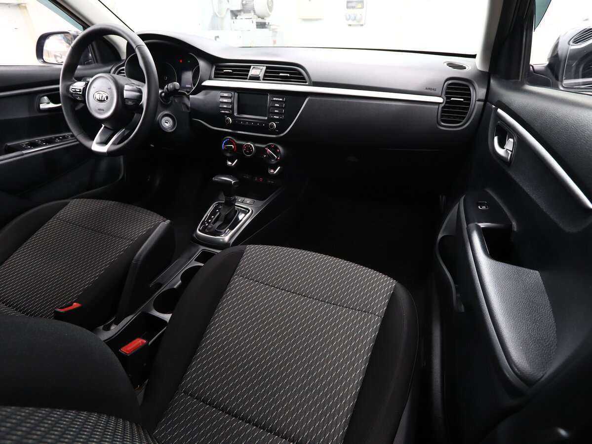 Kia Rio с пробегом — 2017 год. Фото: #16