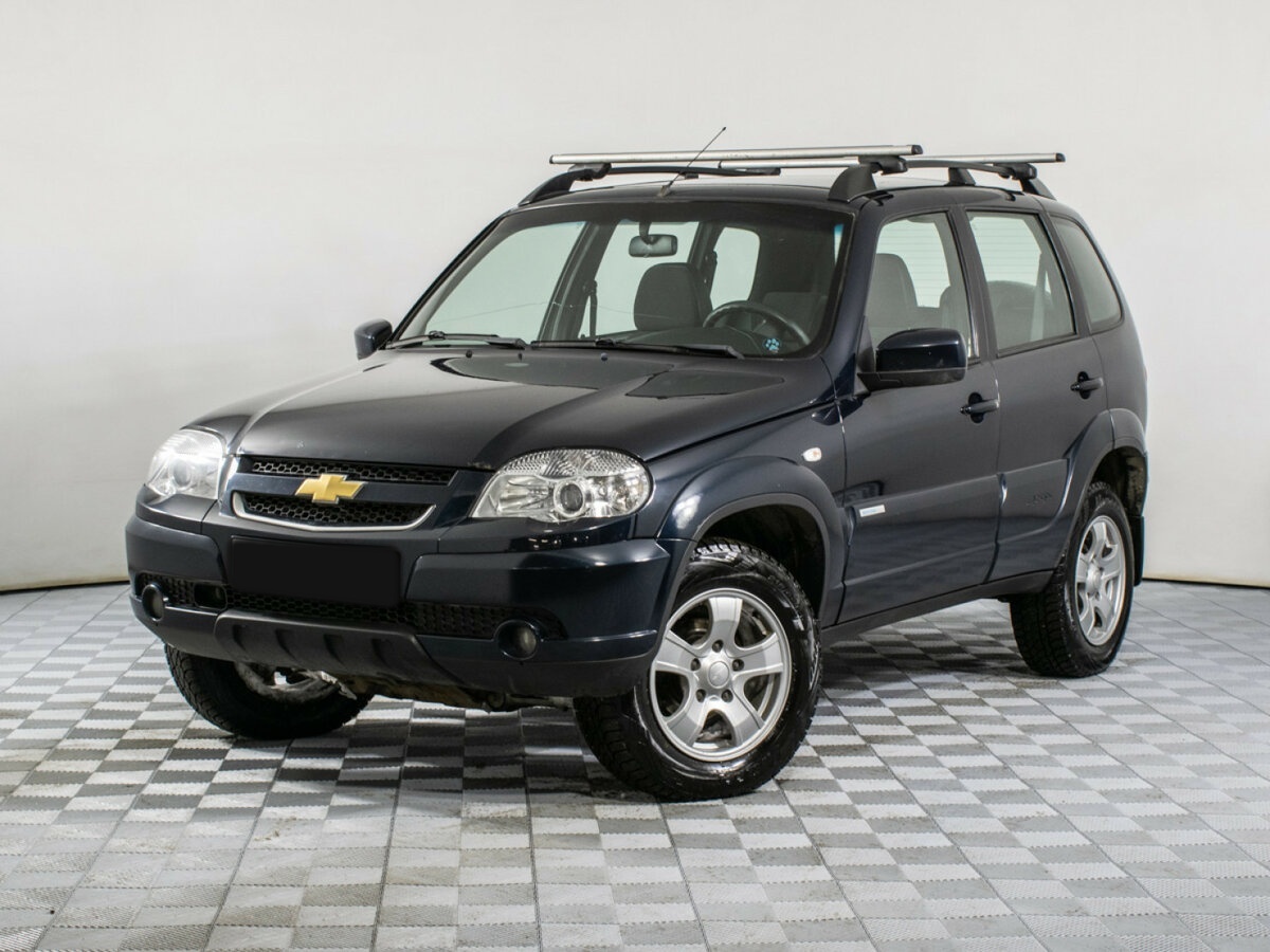 Chevrolet Niva с пробегом — 2012 год. Фото: #0