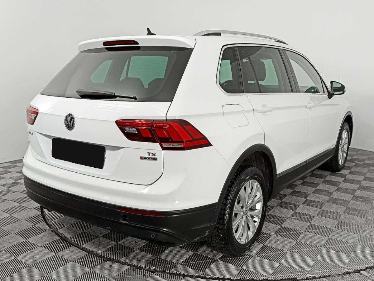 Volkswagen Tiguan с пробегом — 2017 год. Фото: #4