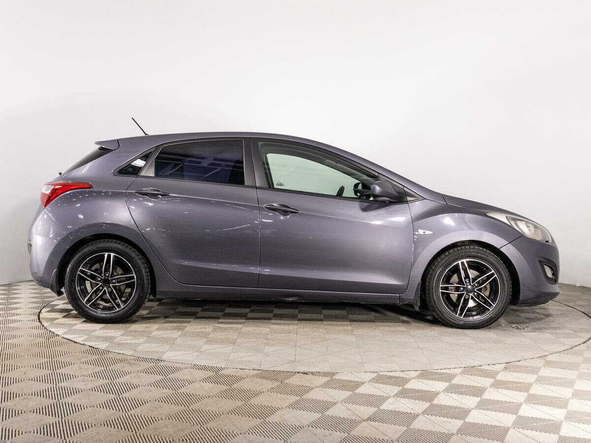 Hyundai i30 с пробегом — 2015 год. Фото: #3