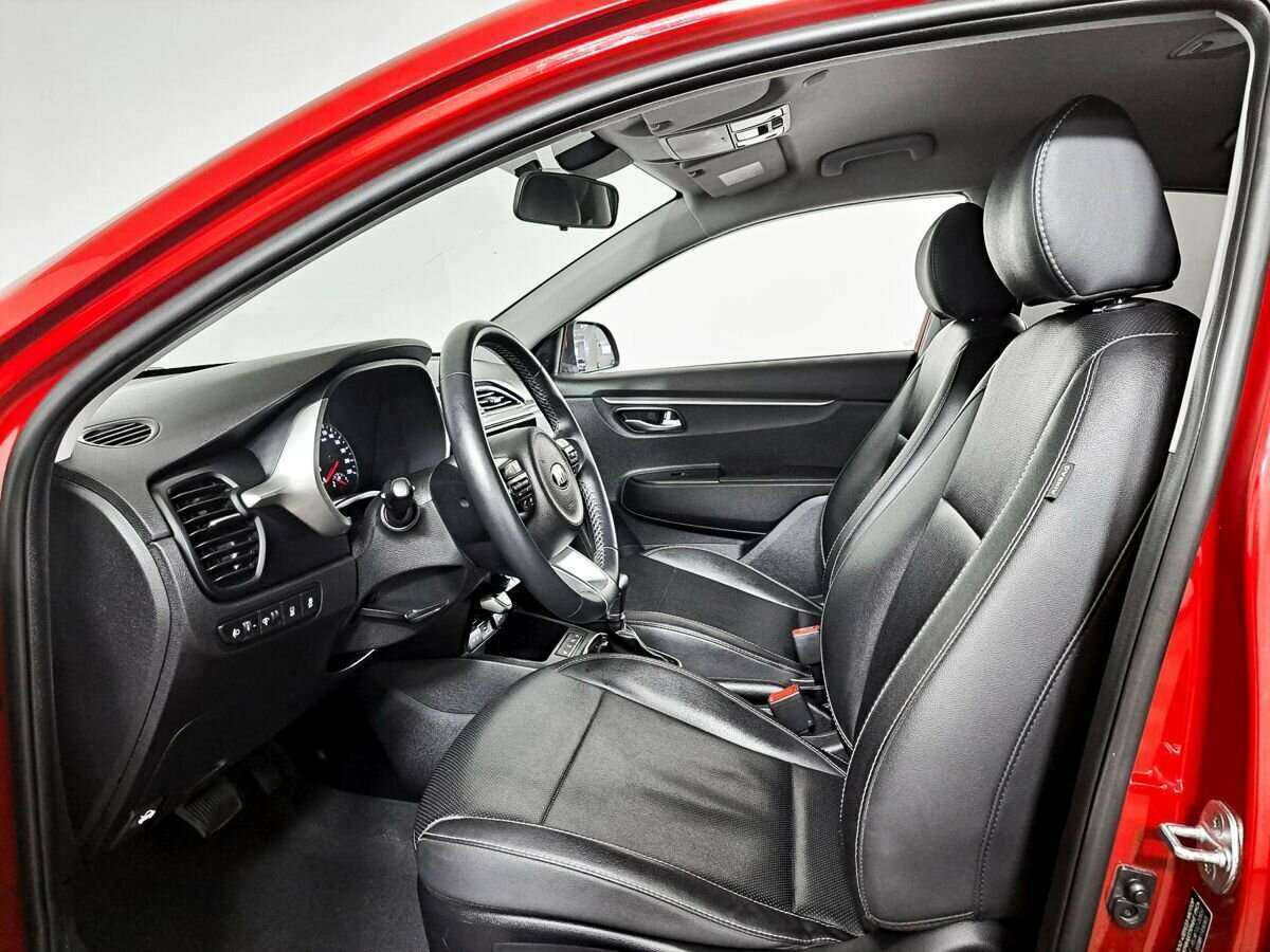 Kia Rio с пробегом — 2020 год. Фото: #13