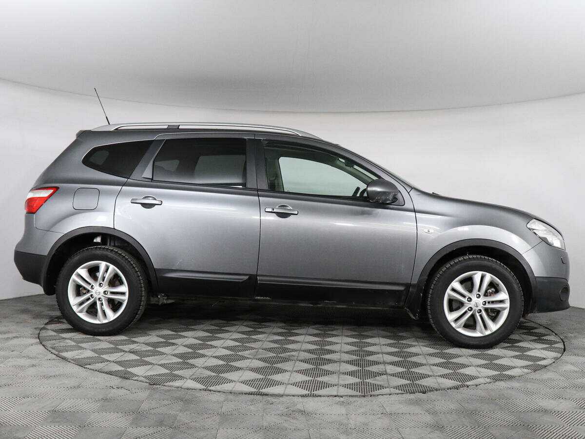 Nissan Qashqai+2 с пробегом — 2012 год. Фото: #3