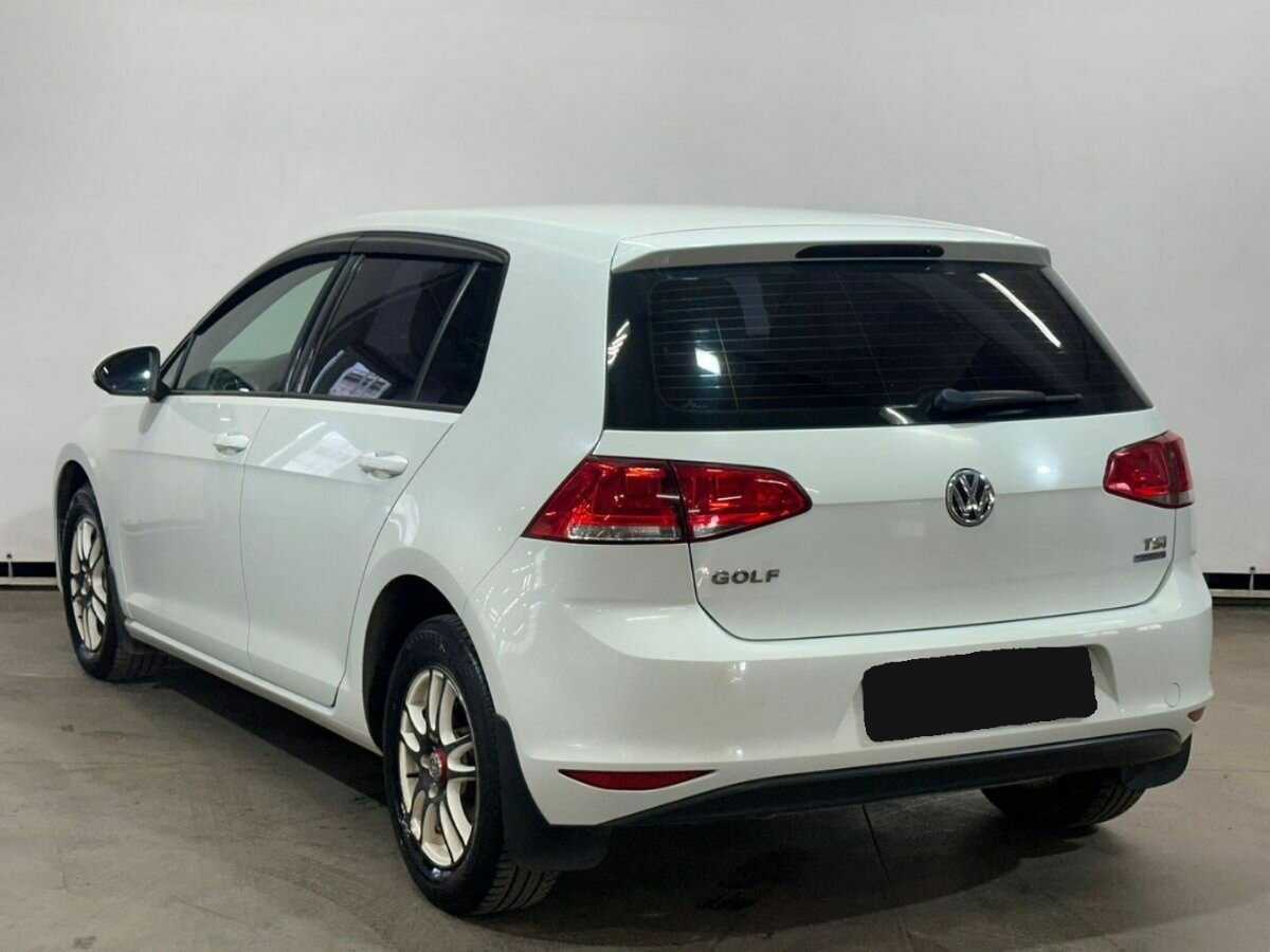 Volkswagen Golf с пробегом — 2013 год. Фото: #6