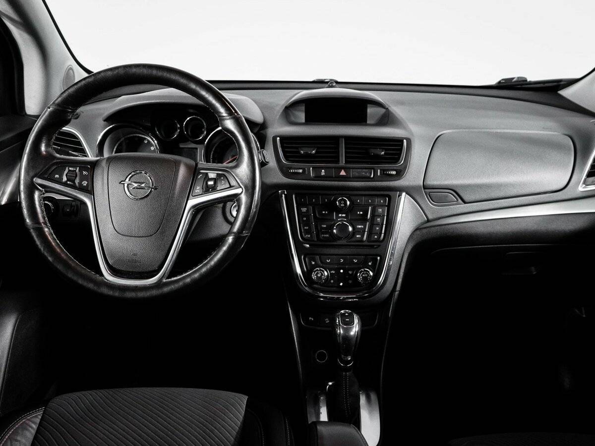 Opel Mokka с пробегом — 2013 год. Фото: #11