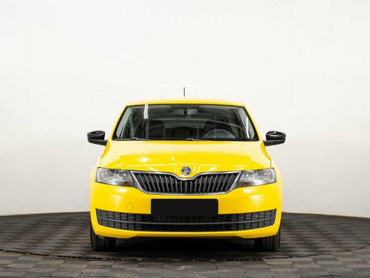 Skoda Rapid с пробегом — 2017 год. Фото: #1
