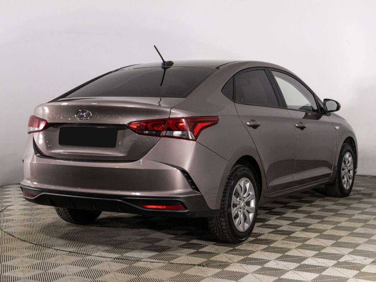 Hyundai Solaris с пробегом — 2021 год. Фото: #4