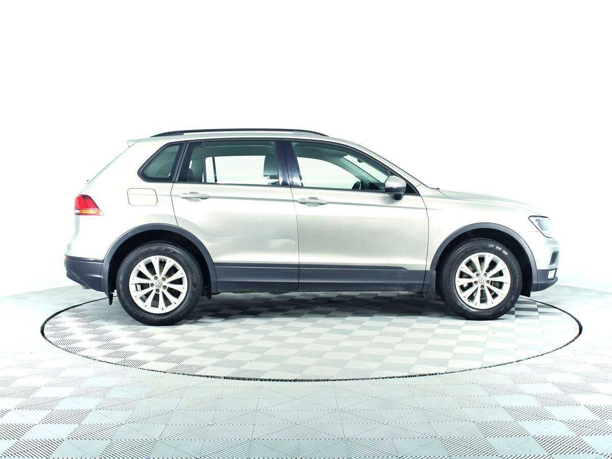 Volkswagen Tiguan с пробегом — 2017 год. Фото: #3