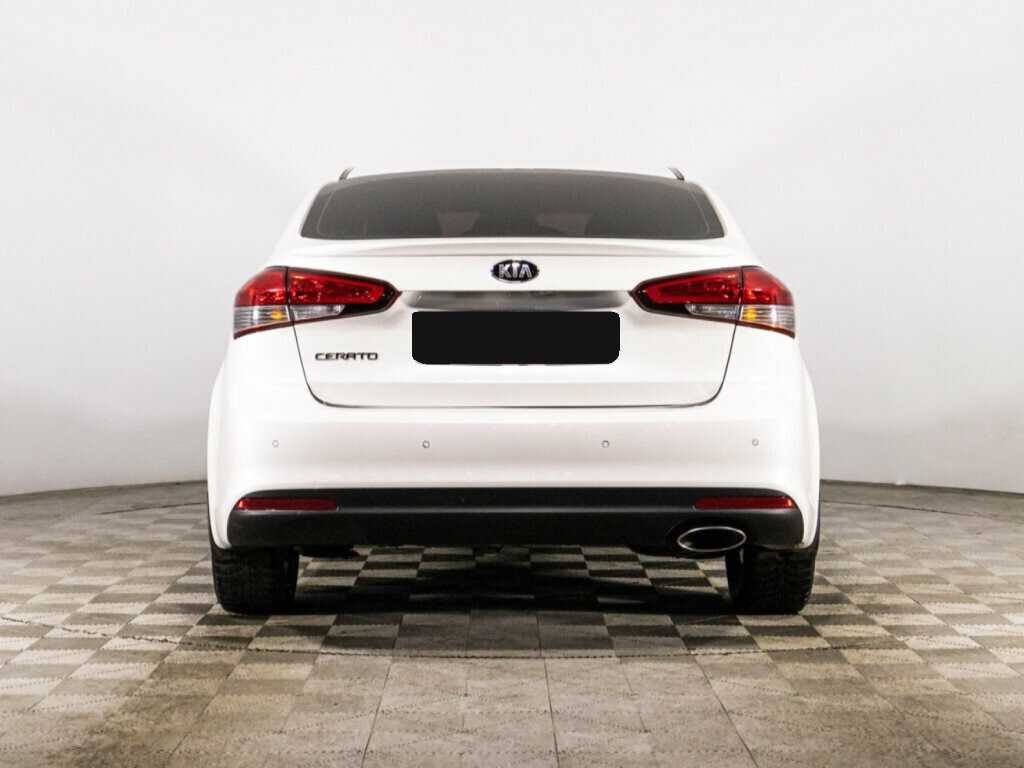 Kia Cerato с пробегом — 2017 год. Фото: #5