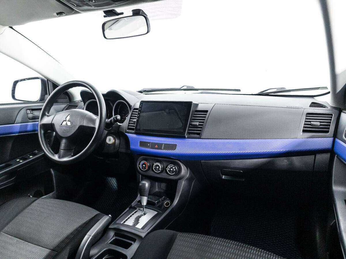 Mitsubishi Lancer с пробегом — 2012 год. Фото: #8
