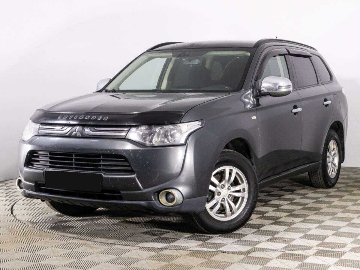 Mitsubishi Outlander с пробегом — 2013 год. Посмотреть фото
