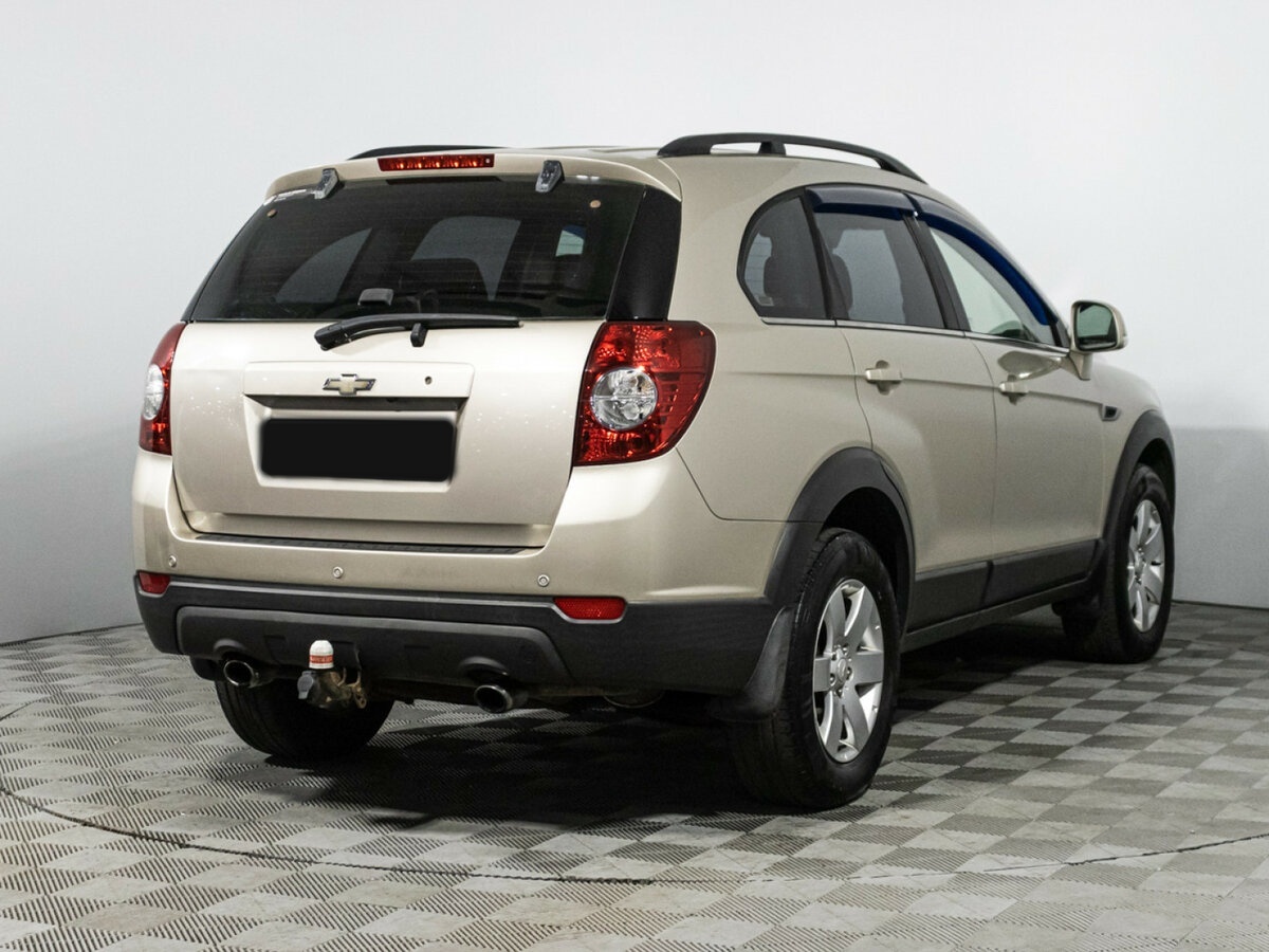 Chevrolet Captiva с пробегом — 2012 год. Фото: #4