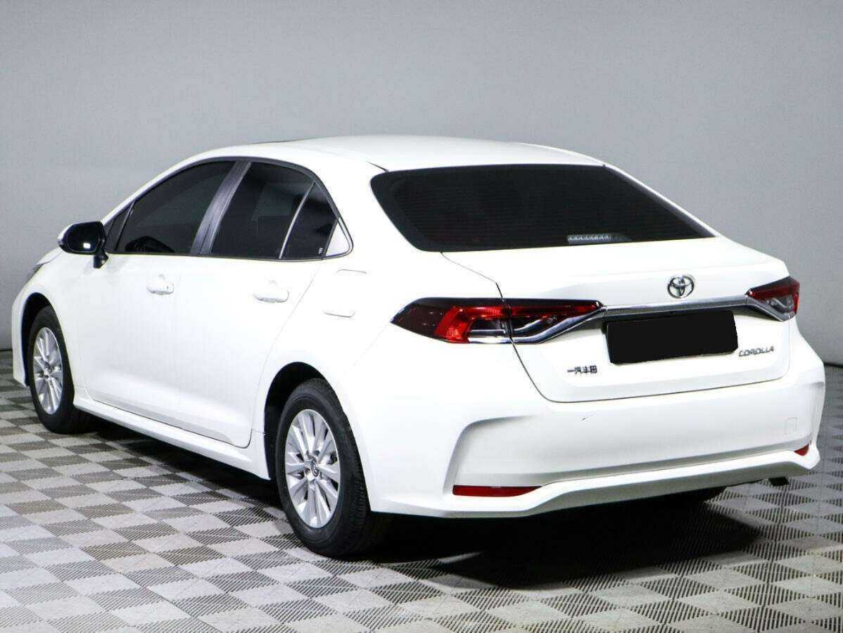 Toyota Corolla с пробегом — 2022 год. Фото: #5