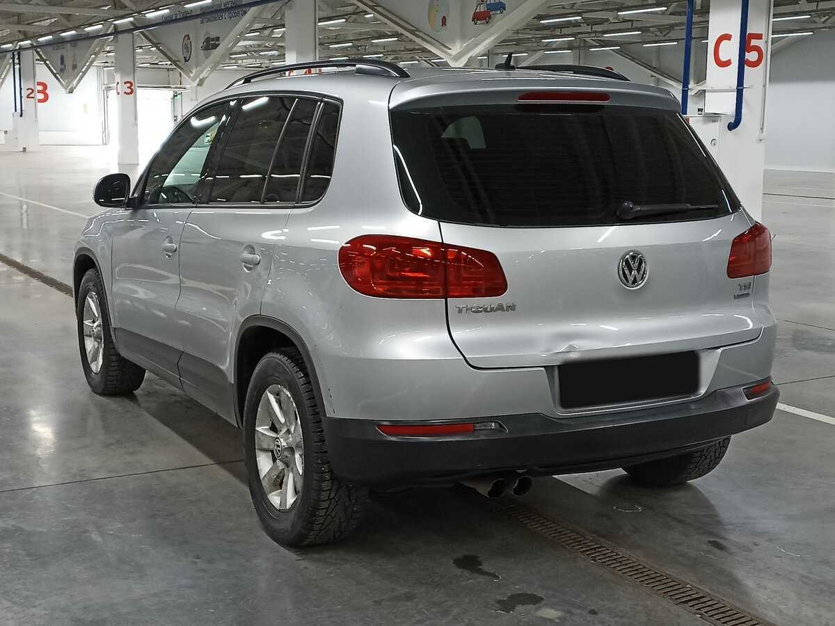 Volkswagen Tiguan с пробегом — 2012 год. Фото: #6