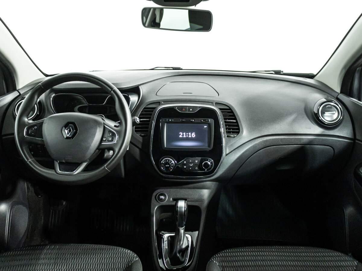 Renault Kaptur с пробегом — 2017 год. Фото: #12