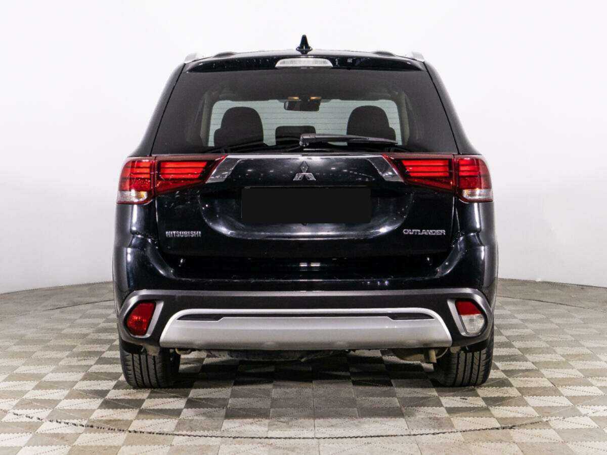 Mitsubishi Outlander с пробегом — 2020 год. Фото: #5