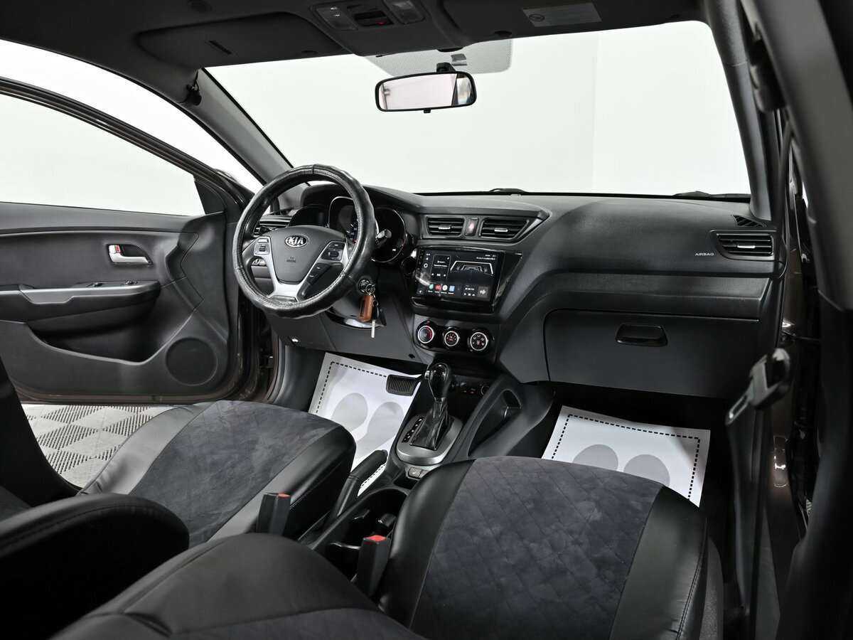 Kia Rio с пробегом — 2017 год. Фото: #4