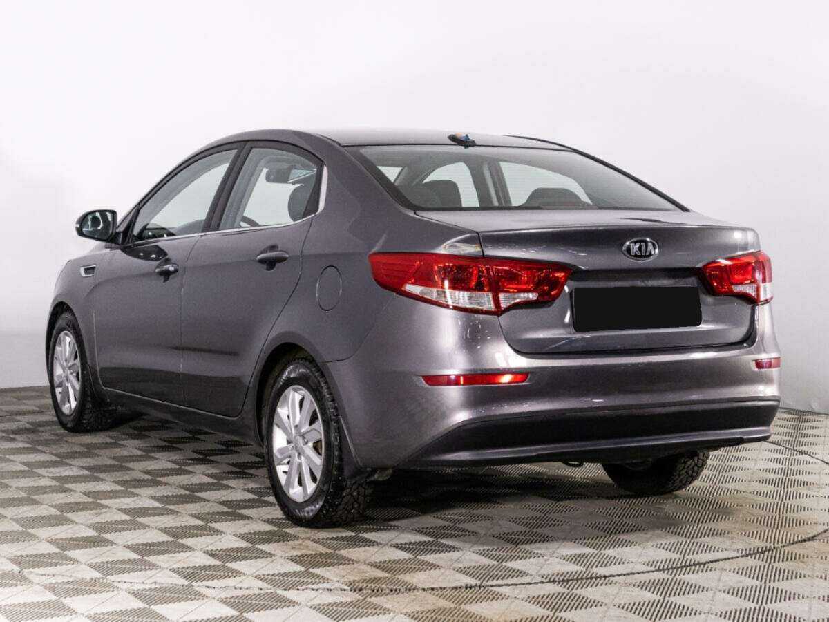 Kia Rio с пробегом — 2017 год. Фото: #6