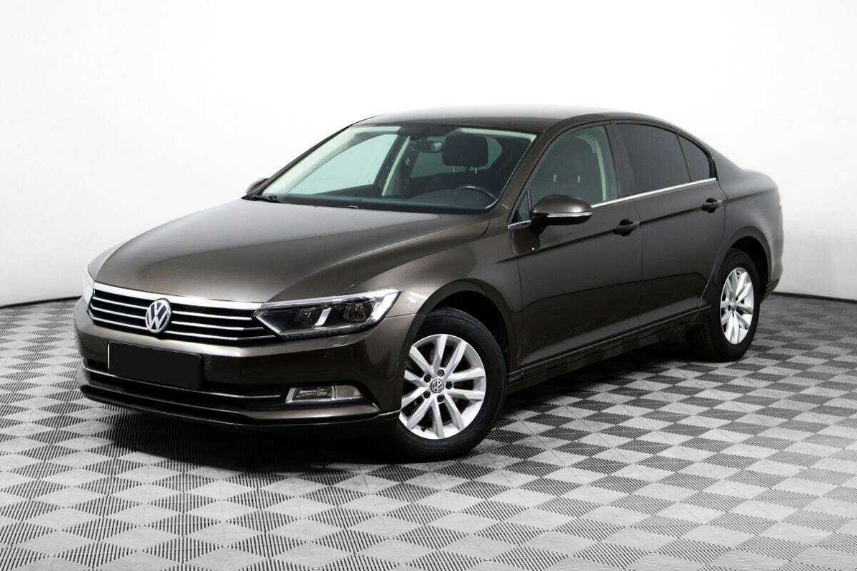 Volkswagen Passat с пробегом — 2016 год. Фото: #0