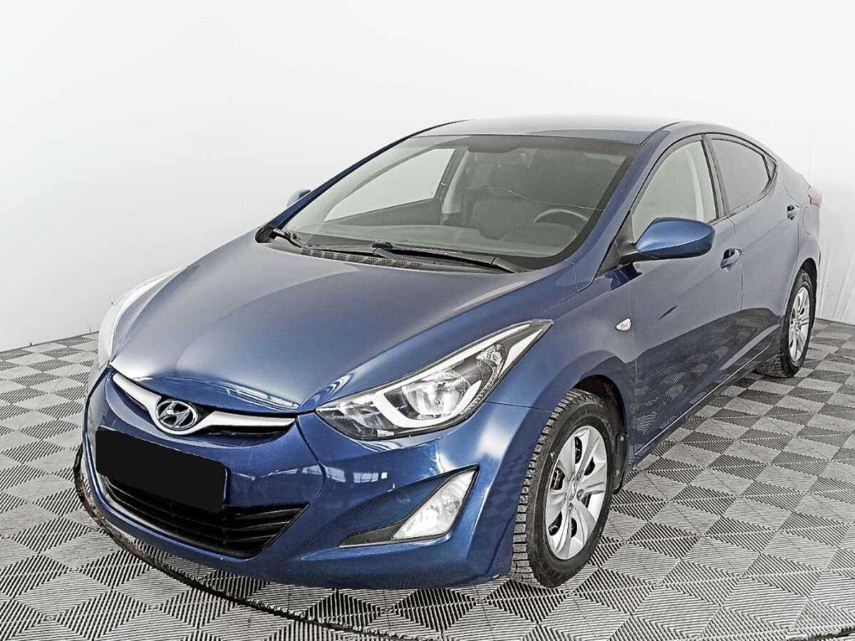Hyundai Elantra с пробегом — 2015 год. Фото: #0