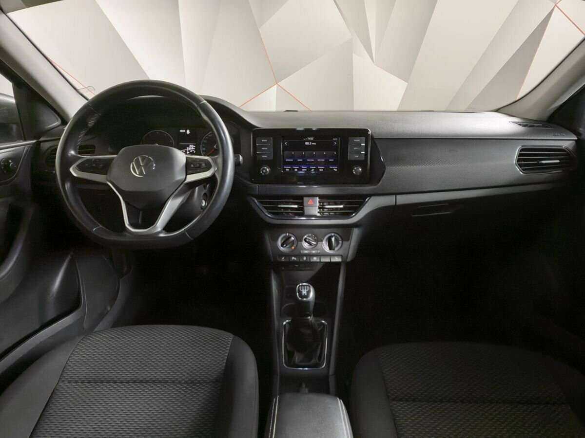 Volkswagen Polo с пробегом — 2020 год. Фото: #9