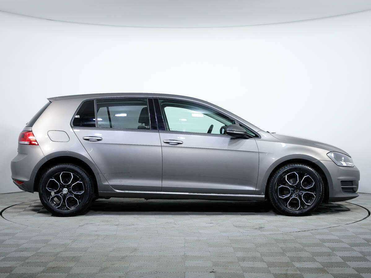 Volkswagen Golf с пробегом — 2013 год. Фото: #2