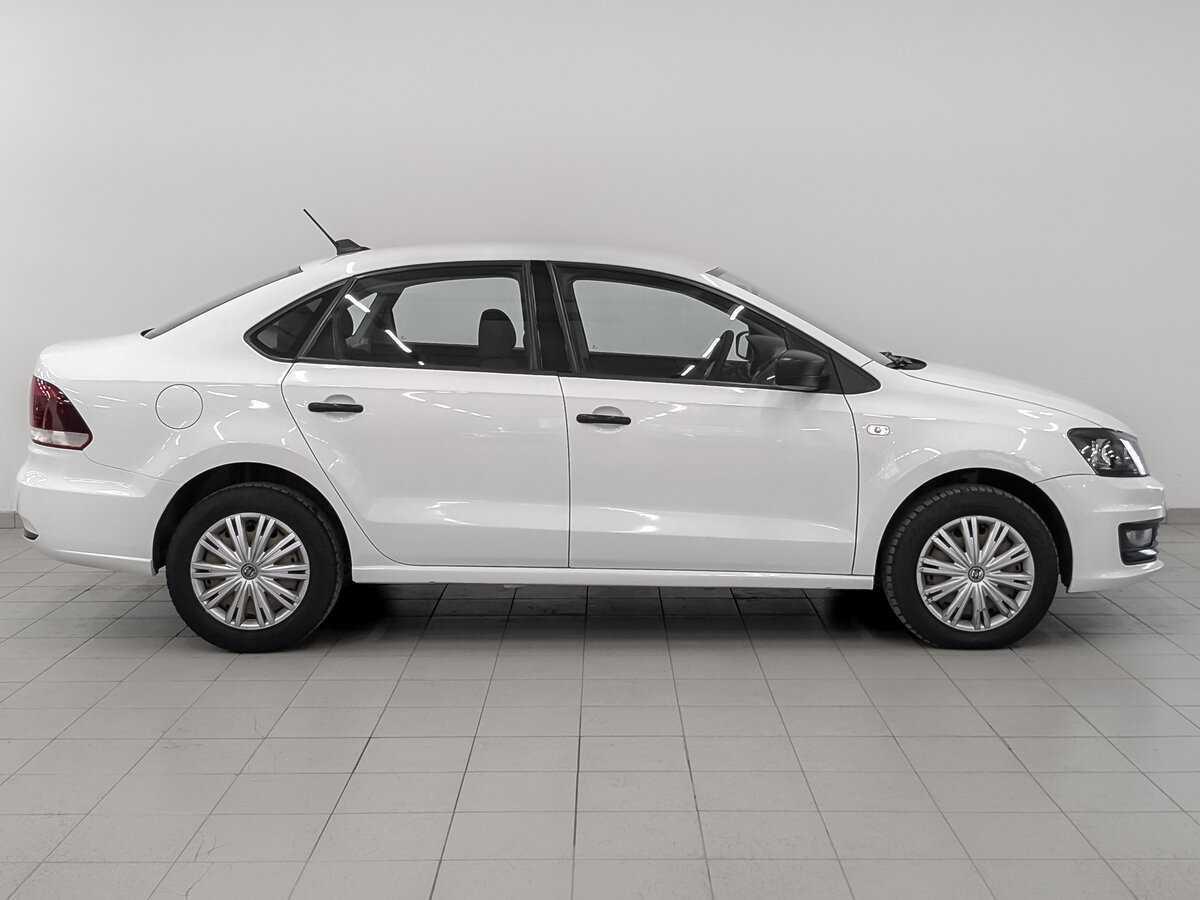 Volkswagen Polo с пробегом — 2020 год. Фото: #3