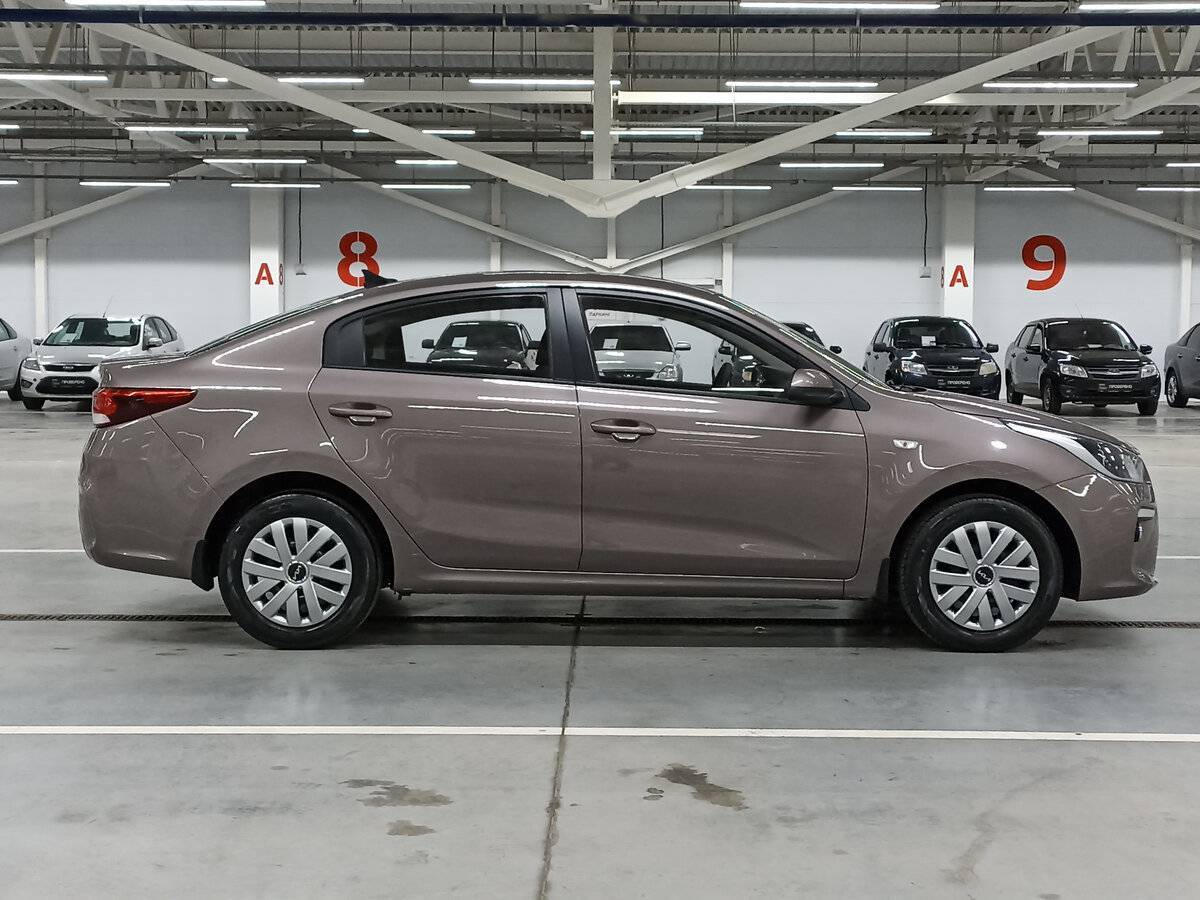 Kia Rio с пробегом — 2018 год. Фото: #3