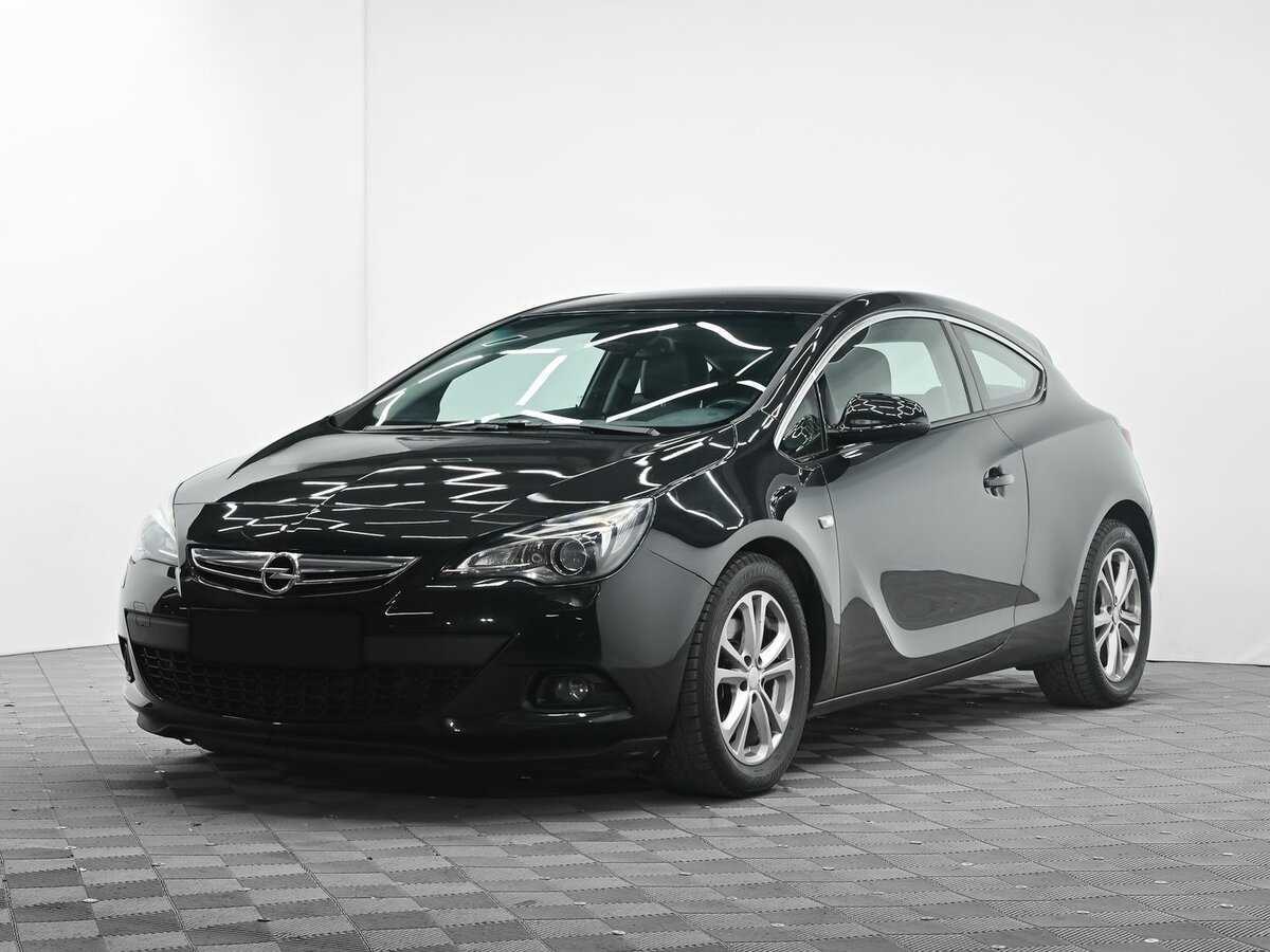 Opel Astra с пробегом — 2012 год. Фото: #0