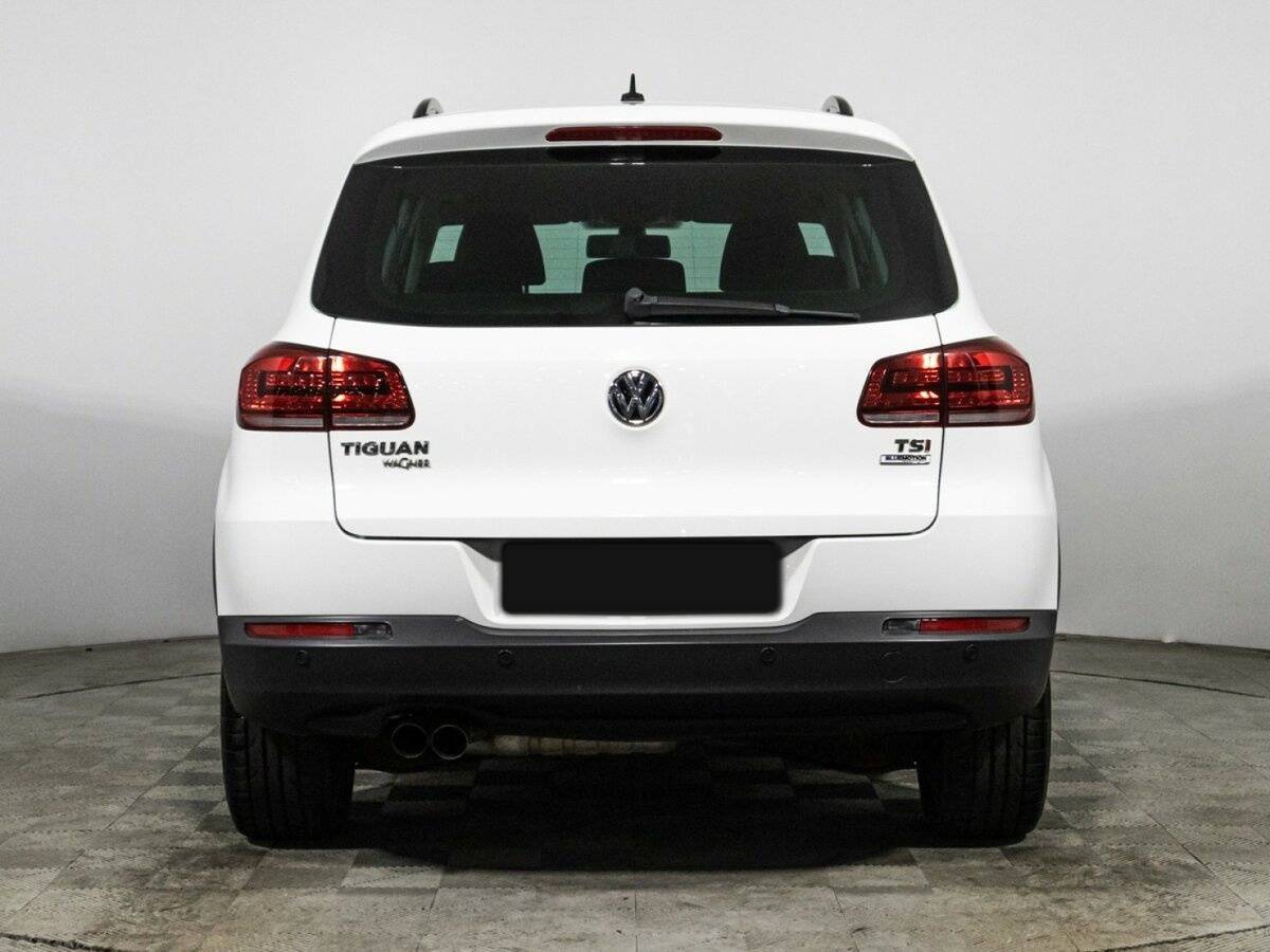 Volkswagen Tiguan с пробегом — 2015 год. Фото: #5