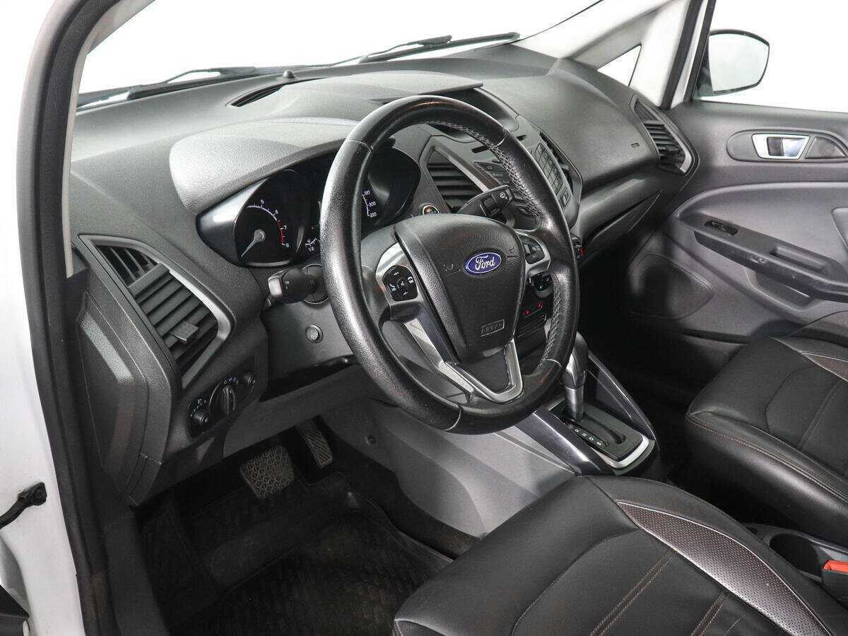 Ford EcoSport с пробегом — 2015 год. Фото: #8